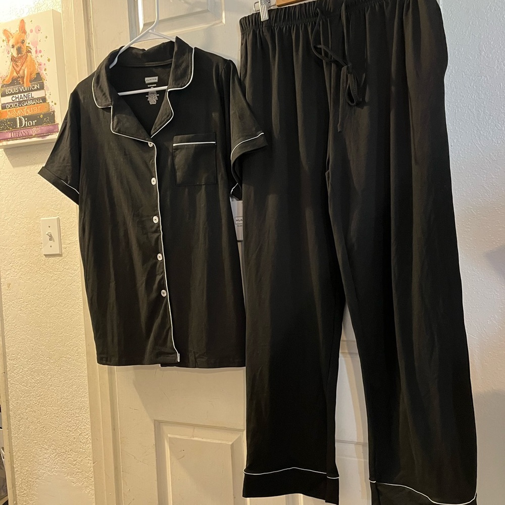 Hunter Black Sleepwear Set